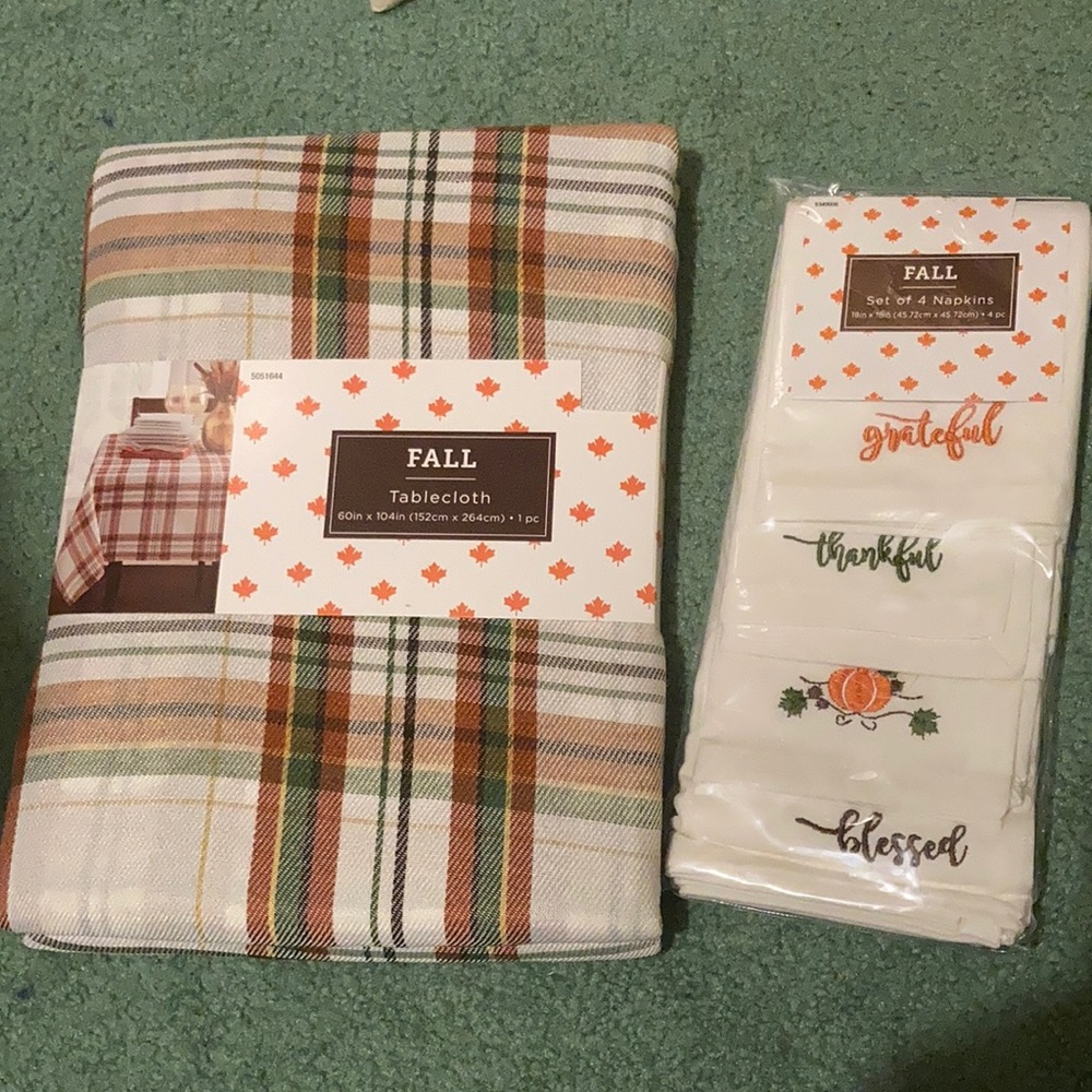 Fall tableware